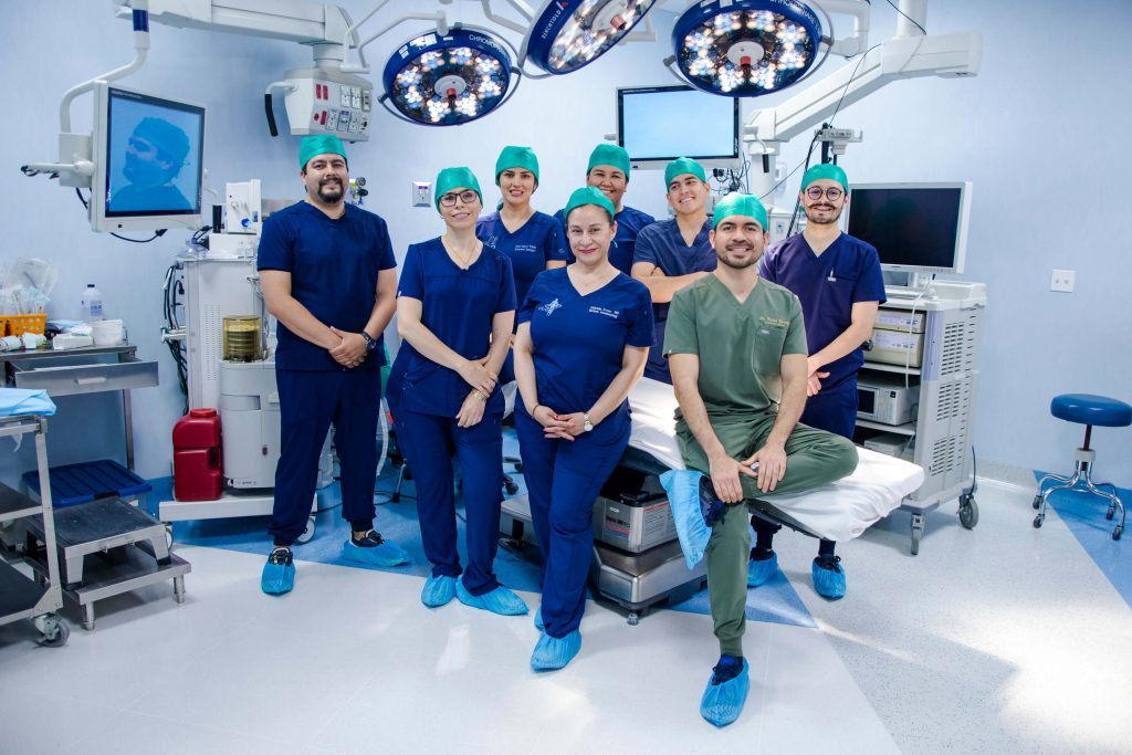 Advanced Bariatric Surgical Procedures in Operating Room